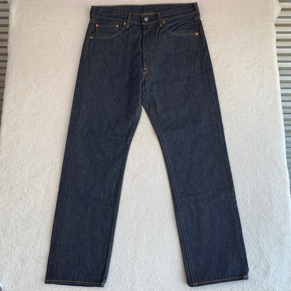 Levis 501 Original Fit Straight Leg Jeans Mens 34x32 (FITS 35x32) Button Fly